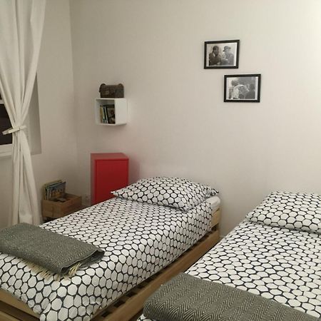 Aux 4 Fontaines Lejlighed Narbonne Eksteriør billede